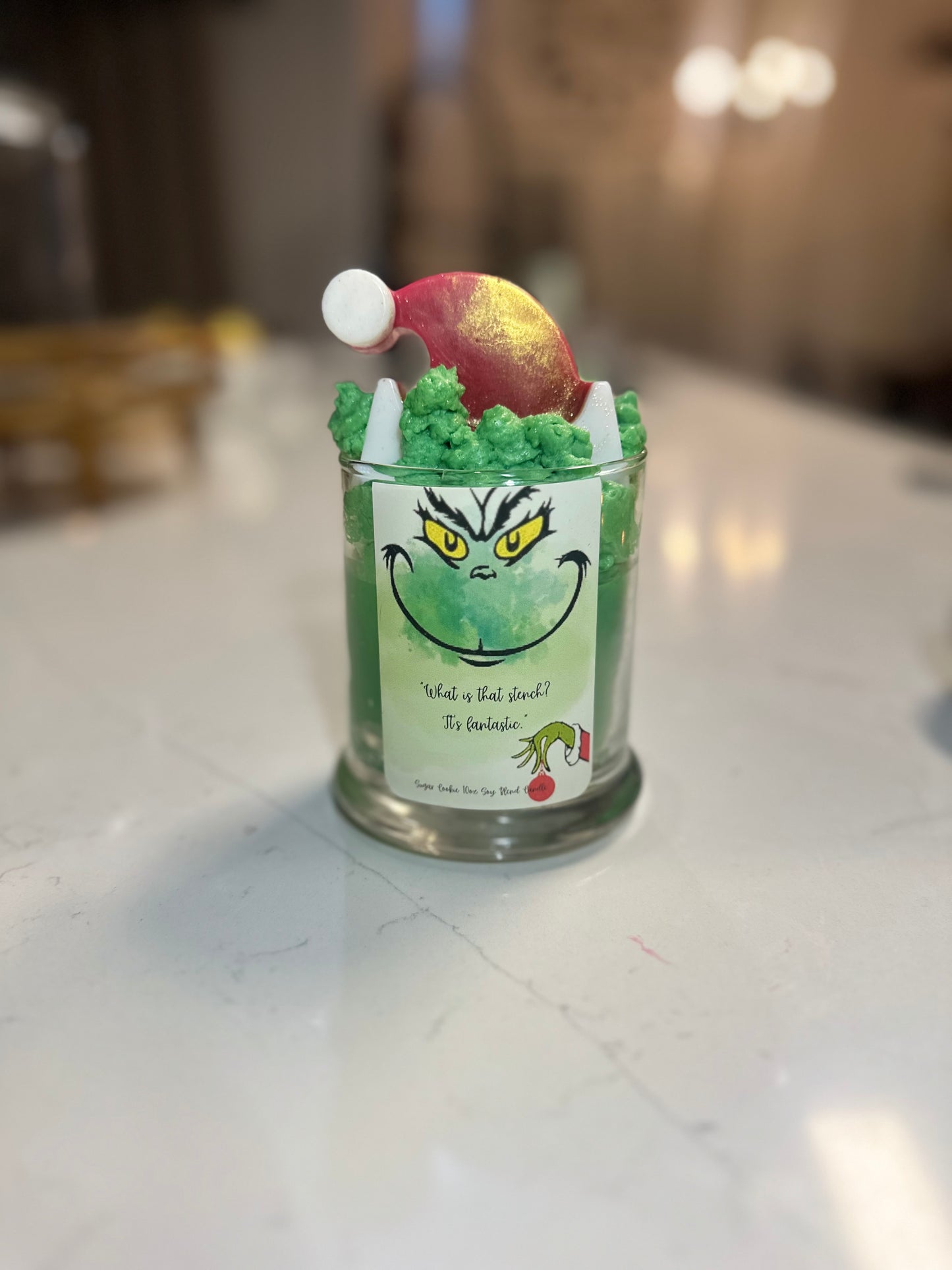 10oz Soy blend Grinch candle!!